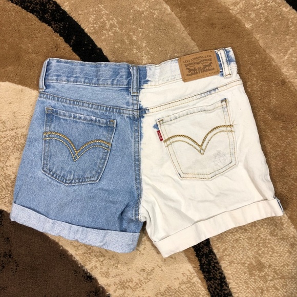 Youth Levi’s Denim Blue & White Shorts, Size 12reg - Picture 2 of 7
